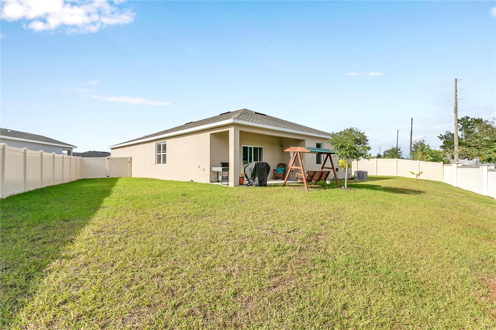 1580 BLUE LAGOON CIR, MASCOTTE, FL — photo 49