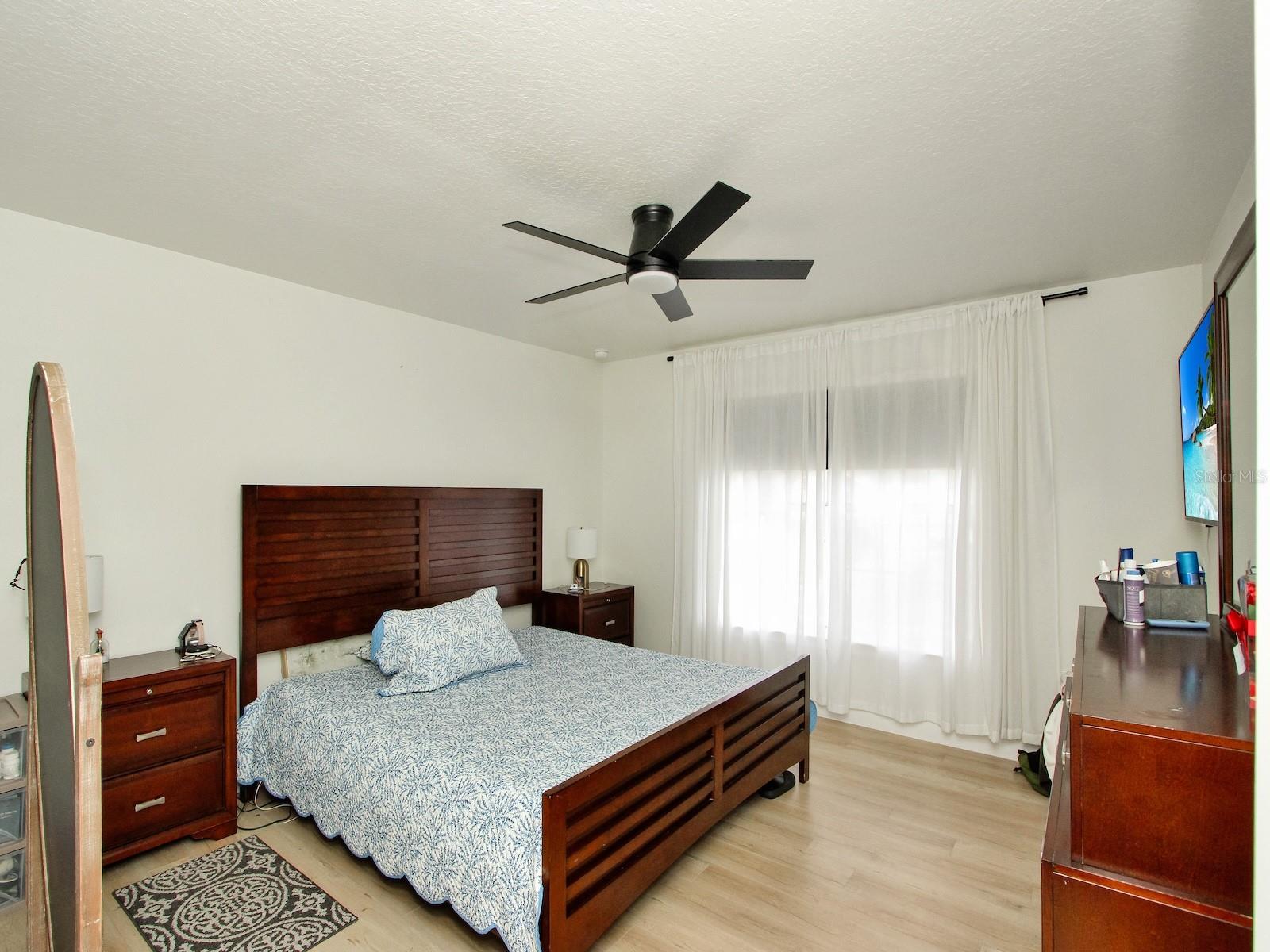 7561 LAKE ANDREA CIR, MOUNT DORA, FL — photo 25