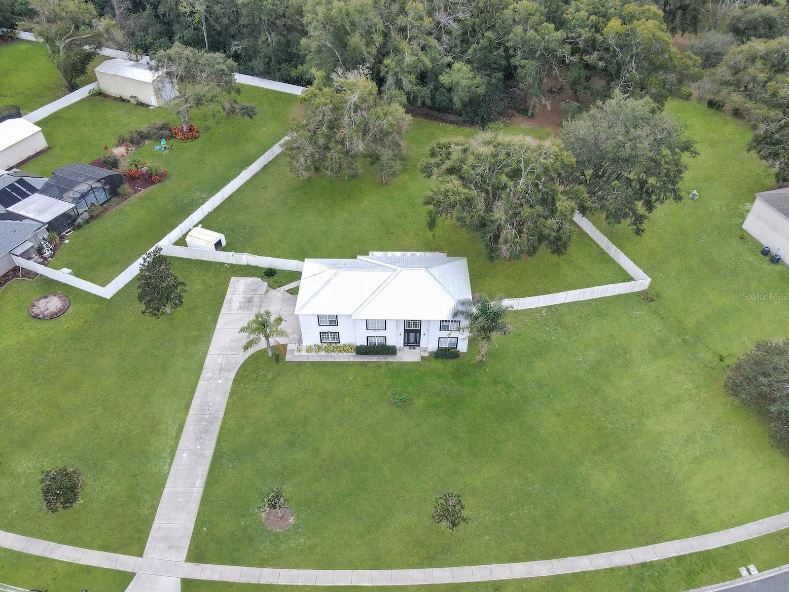 7561 LAKE ANDREA CIR, MOUNT DORA, FL — photo 39