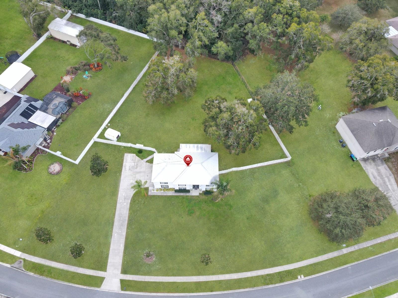 7561 LAKE ANDREA CIR, MOUNT DORA, FL — photo 42