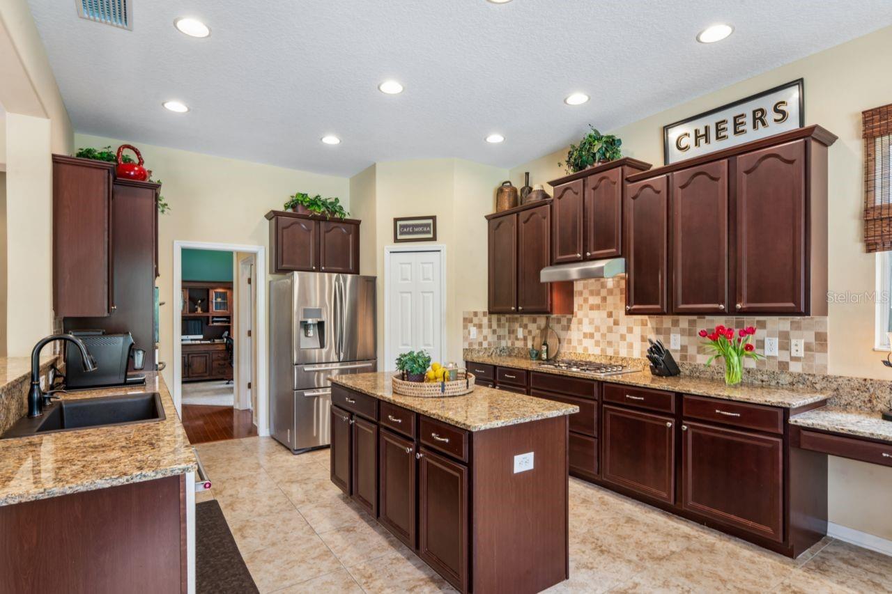 8719 CREEDMOOR LN, NEW PORT RICHEY, FL — photo 14