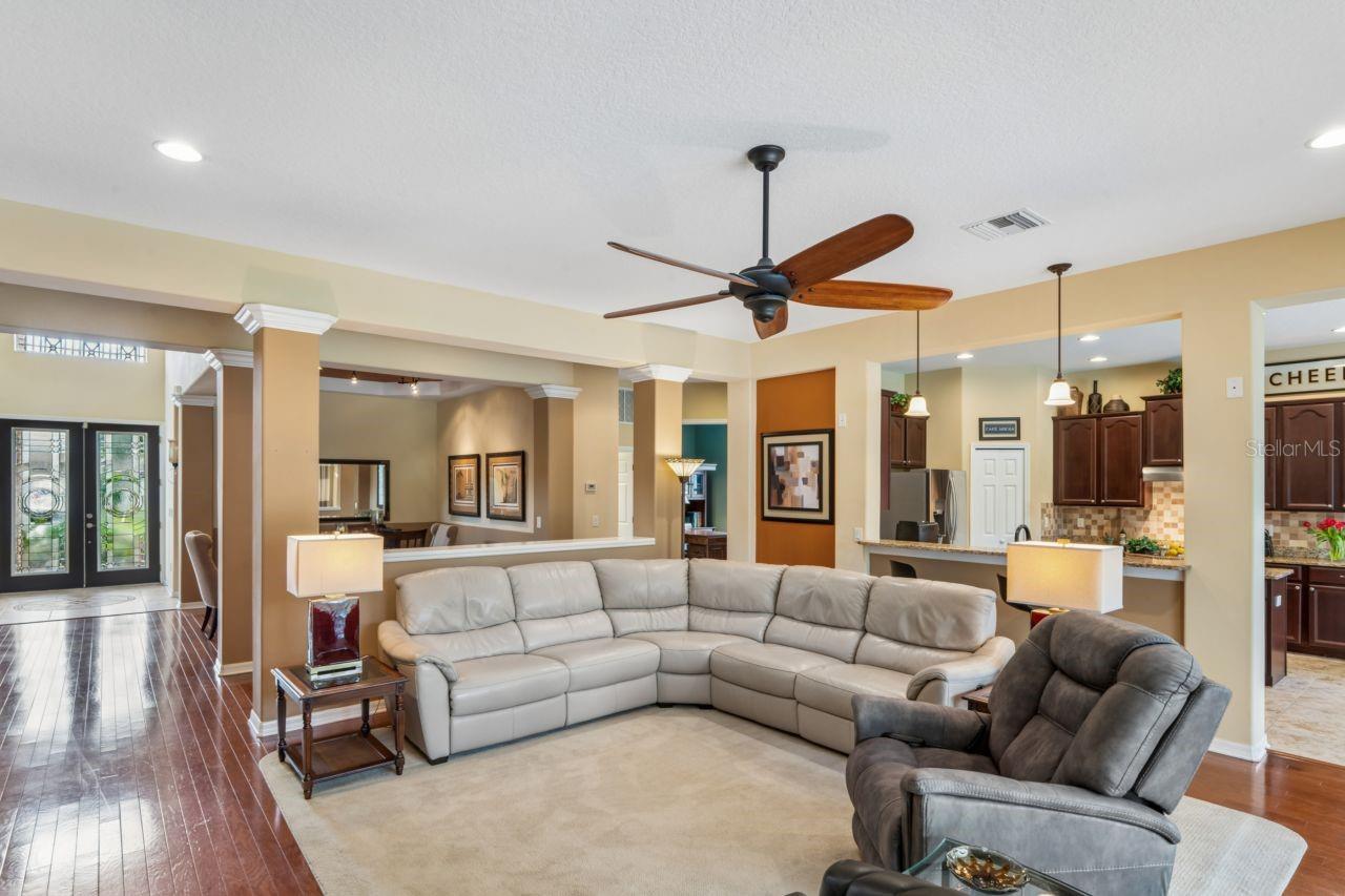 8719 CREEDMOOR LN, NEW PORT RICHEY, FL — photo 30