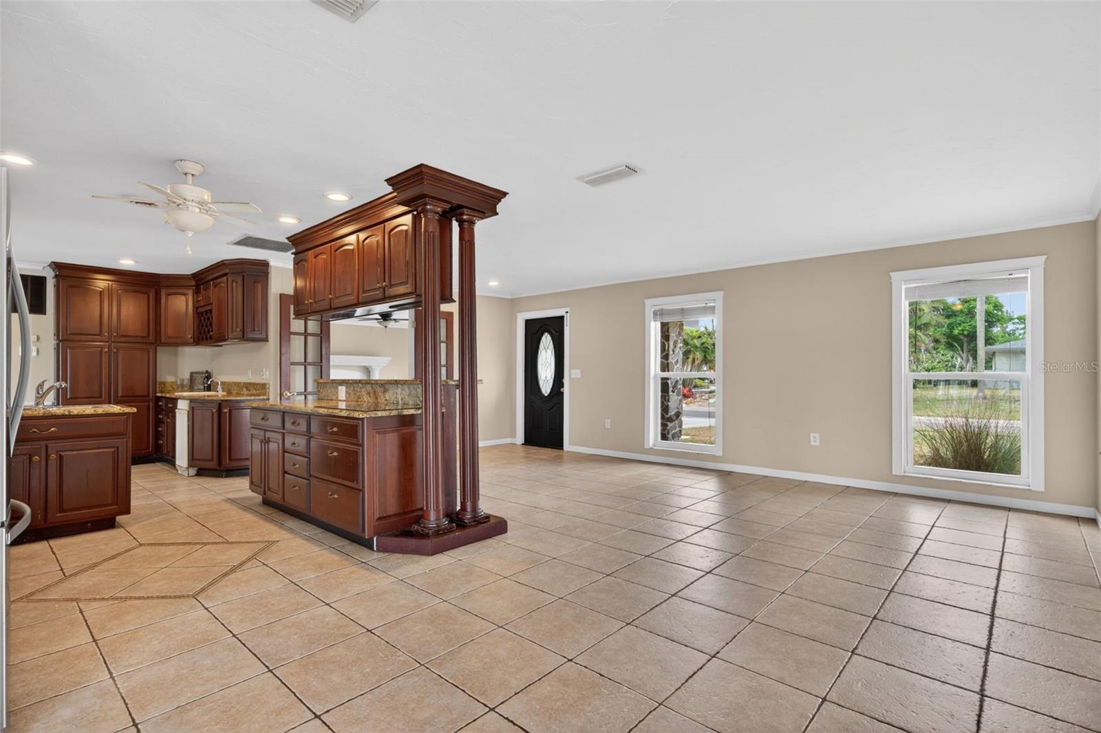 2555 CONSTITUTION BLVD, SARASOTA, FL — photo 7