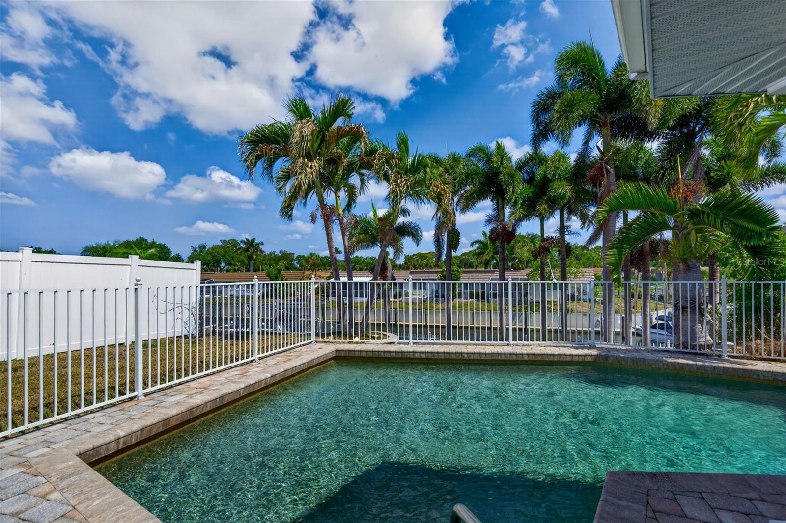 2555 CONSTITUTION BLVD, SARASOTA, FL — photo 15