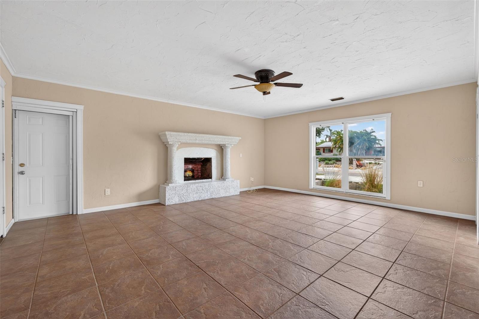 2555 CONSTITUTION BLVD, SARASOTA, FL — photo 17