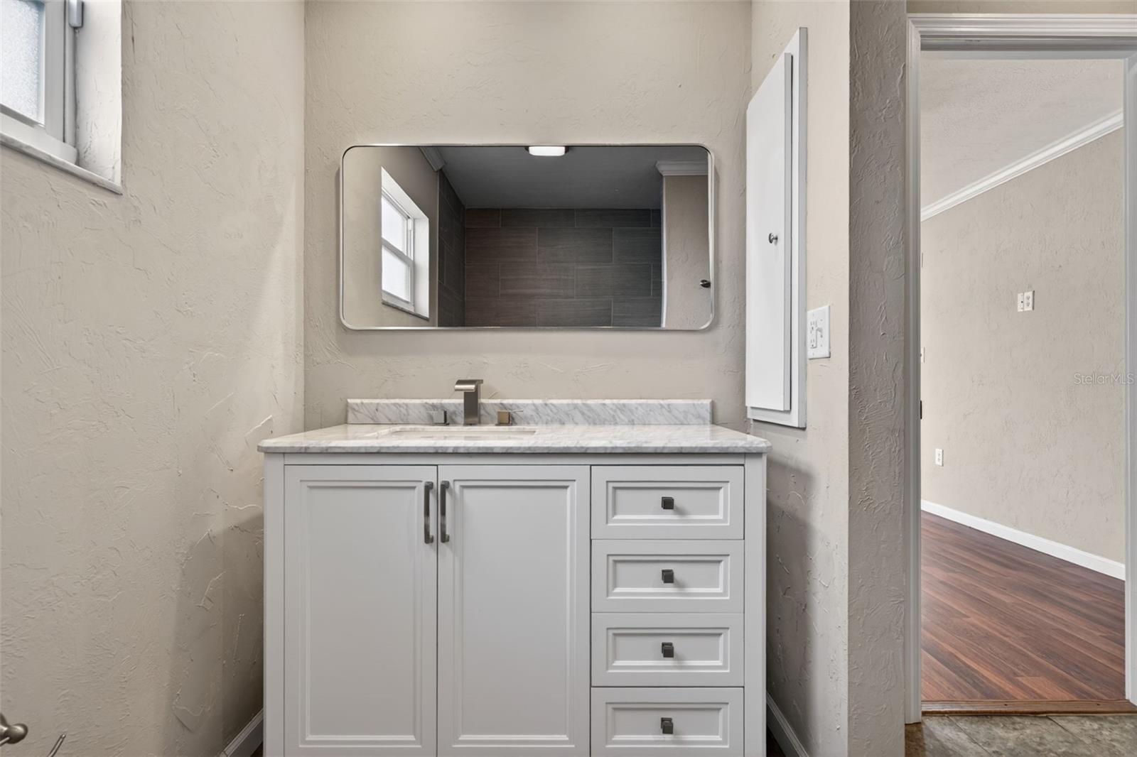 2555 CONSTITUTION BLVD, SARASOTA, FL — photo 23