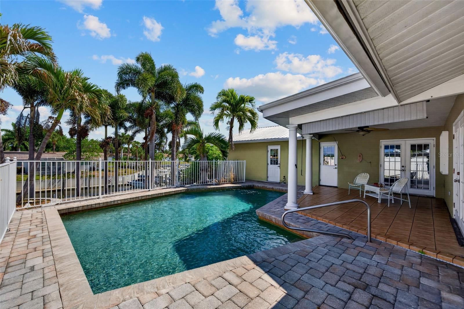 2555 CONSTITUTION BLVD, SARASOTA, FL — photo 35