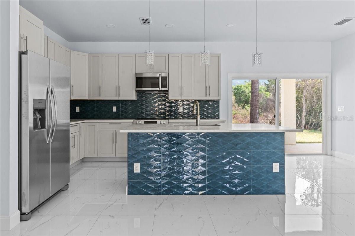 2875 E SLATER DR, DELTONA, FL — photo 10