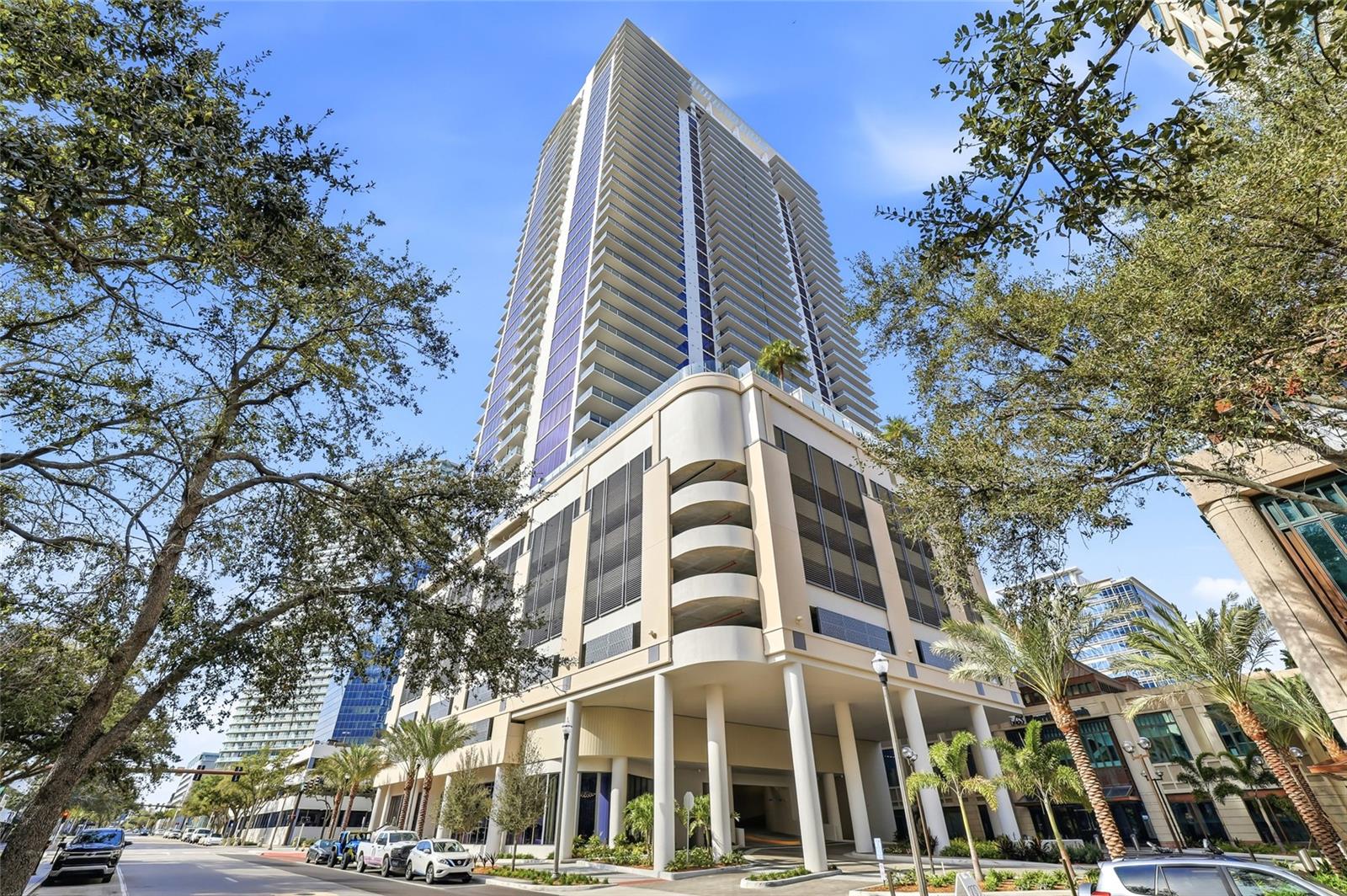 275 1ST AVE S #1003, ST PETERSBURG, FL