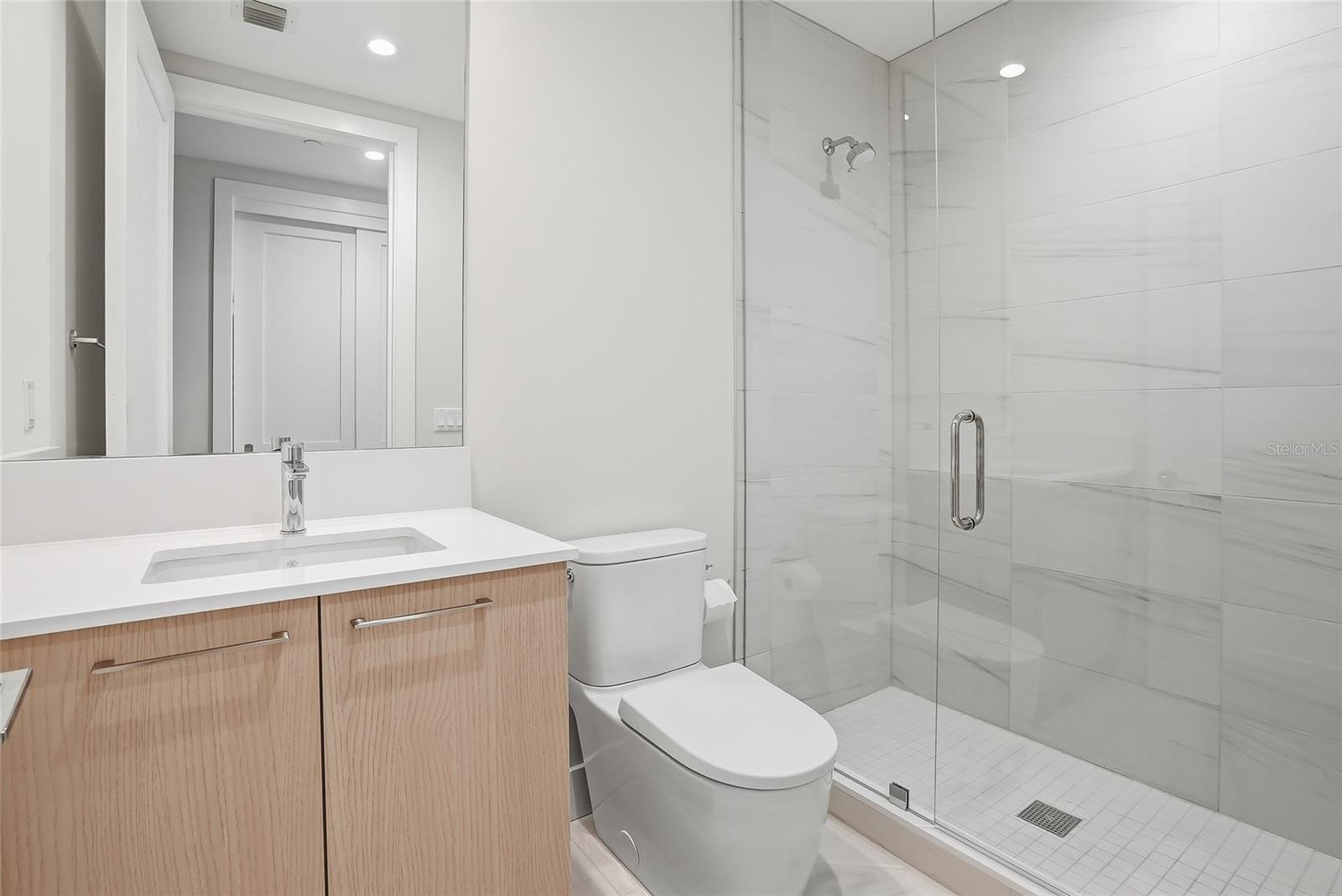 275 1ST AVE S #1003, ST PETERSBURG, FL — photo 71