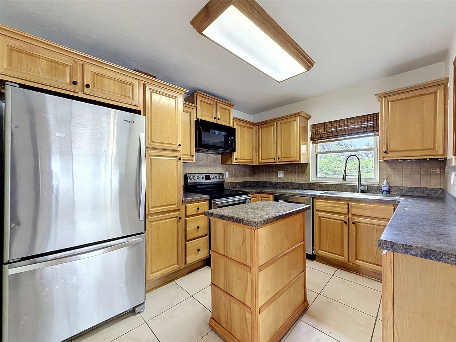 2518 W NORTH ST, TAMPA, FL — photo 5