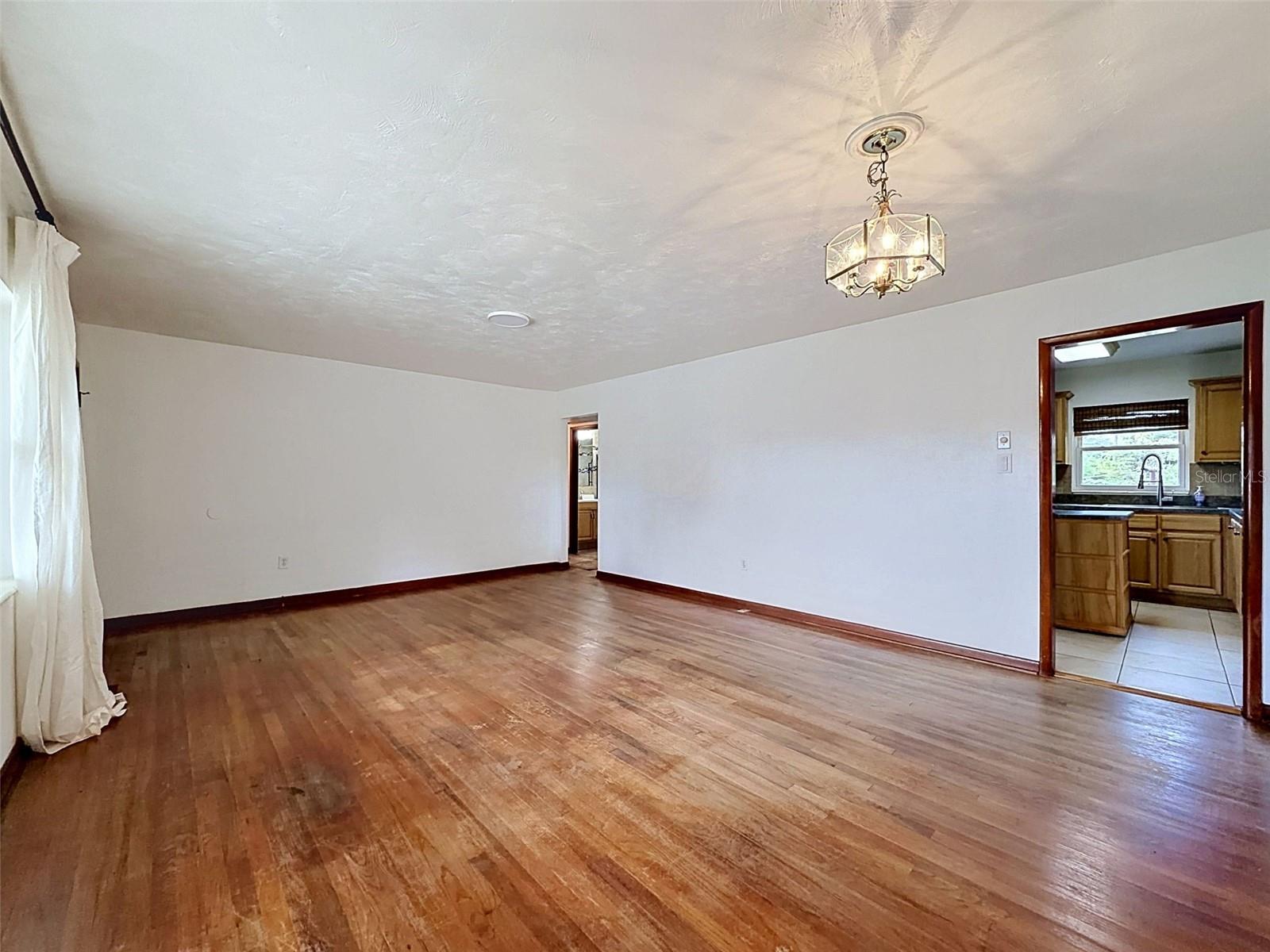 2518 W NORTH ST, TAMPA, FL — photo 15