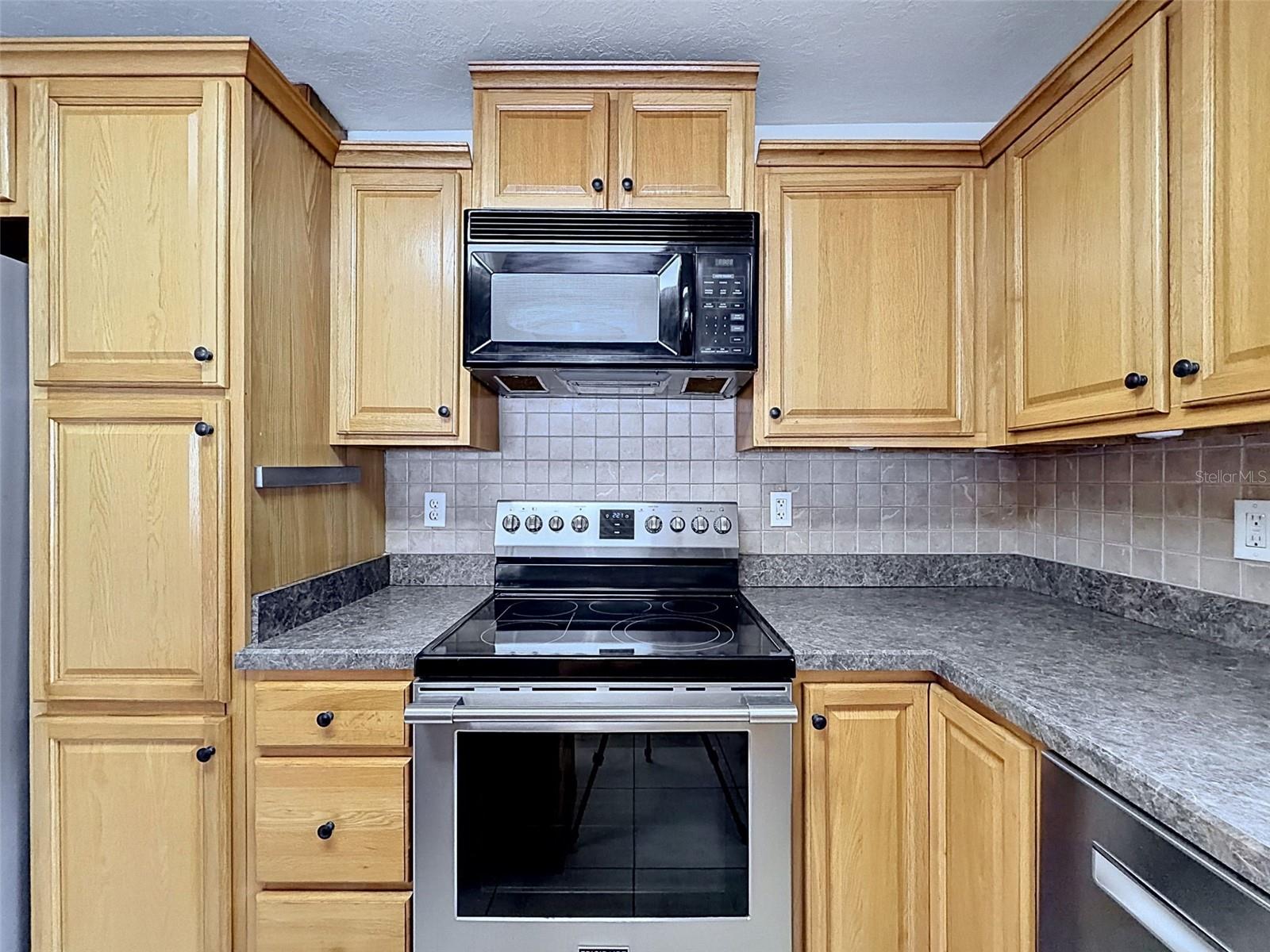 2518 W NORTH ST, TAMPA, FL — photo 16
