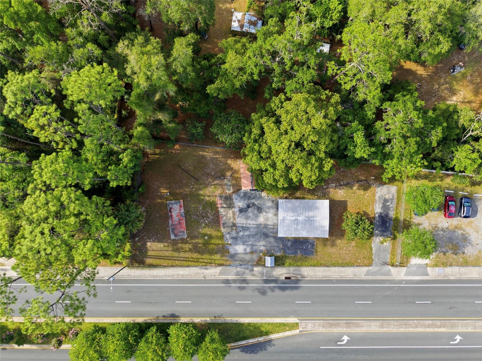 320 HIGHWAY 466, LADY LAKE, FL