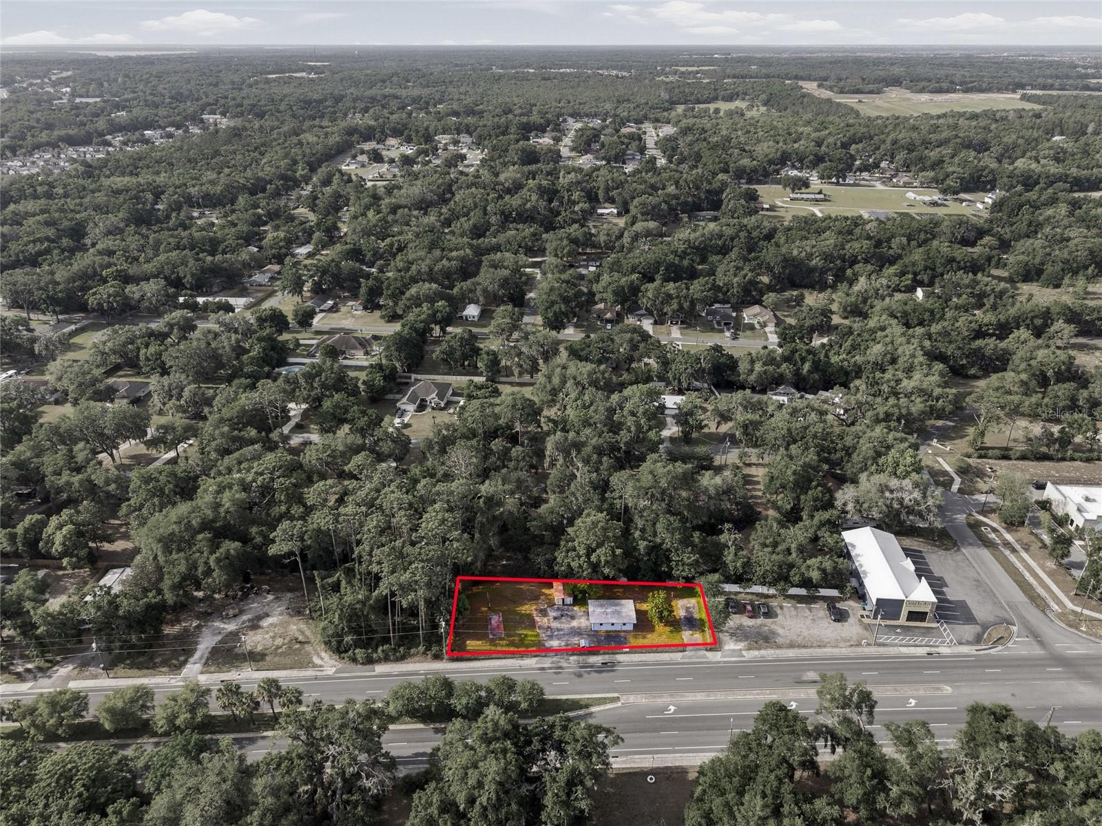320 HIGHWAY 466, LADY LAKE, FL — photo 13
