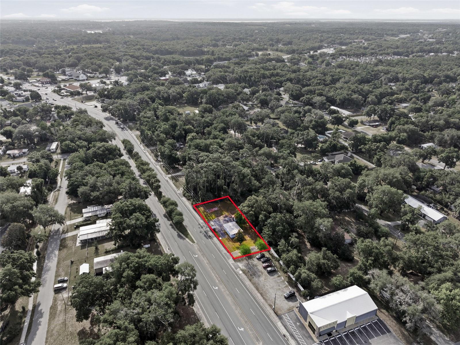 320 HIGHWAY 466, LADY LAKE, FL — photo 18