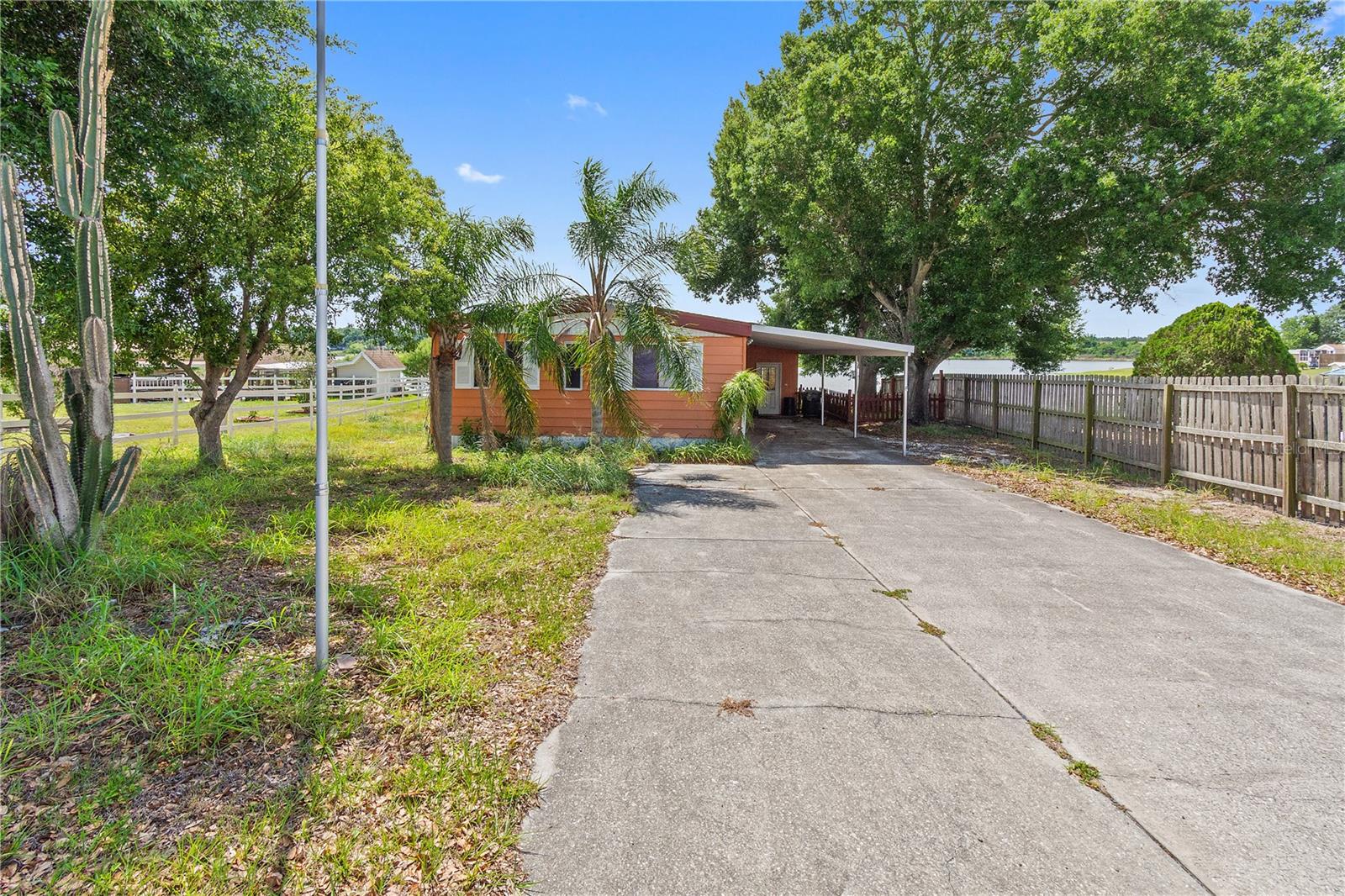 1025 CARVER ST, LAKE WALES, FL