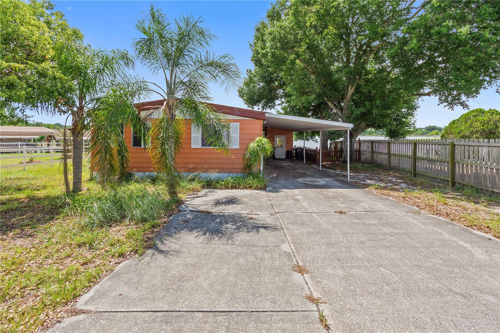 1025 CARVER ST, LAKE WALES, FL — photo 2
