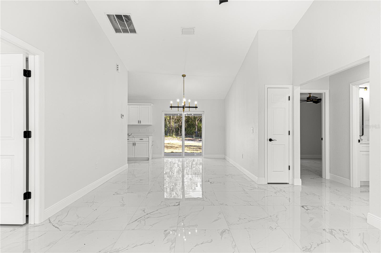 10325 SE 125TH LN, BELLEVIEW, FL — photo 5
