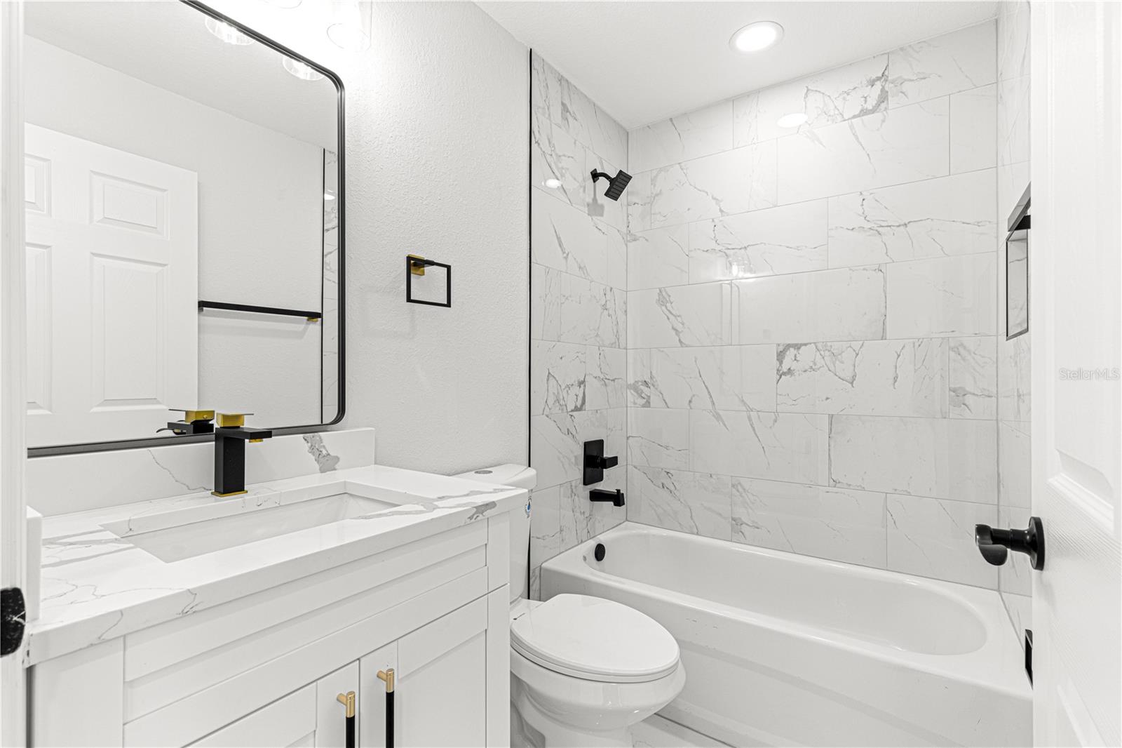 10325 SE 125TH LN, BELLEVIEW, FL — photo 7