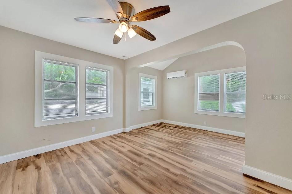 828 22ND AVE N #1/2, ST PETERSBURG, FL — photo 6