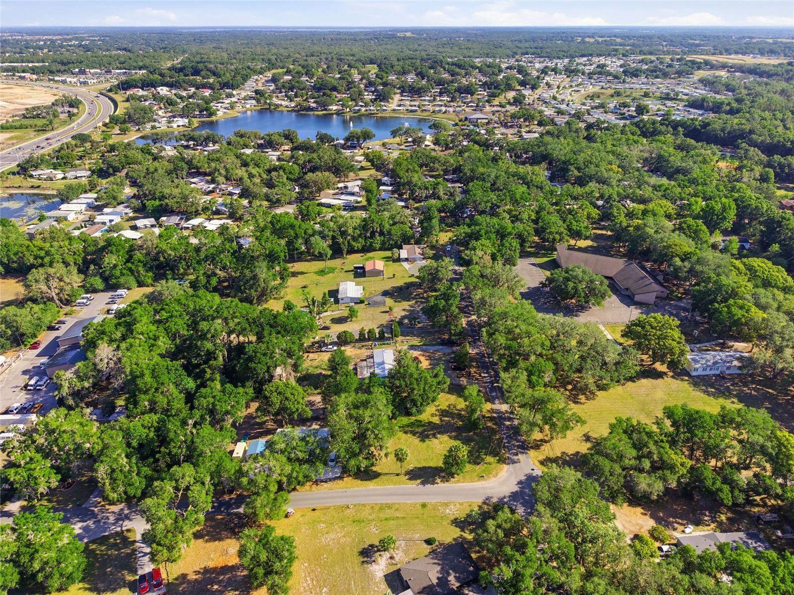 105 W HERMOSA ST, LADY LAKE, FL — photo 20