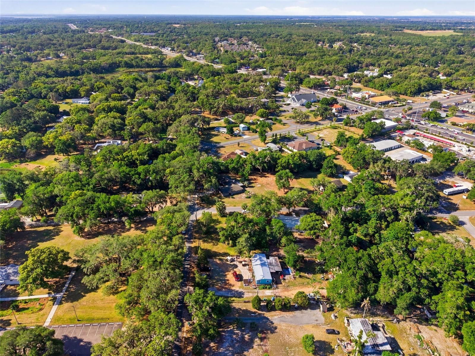 105 W HERMOSA ST, LADY LAKE, FL — photo 32