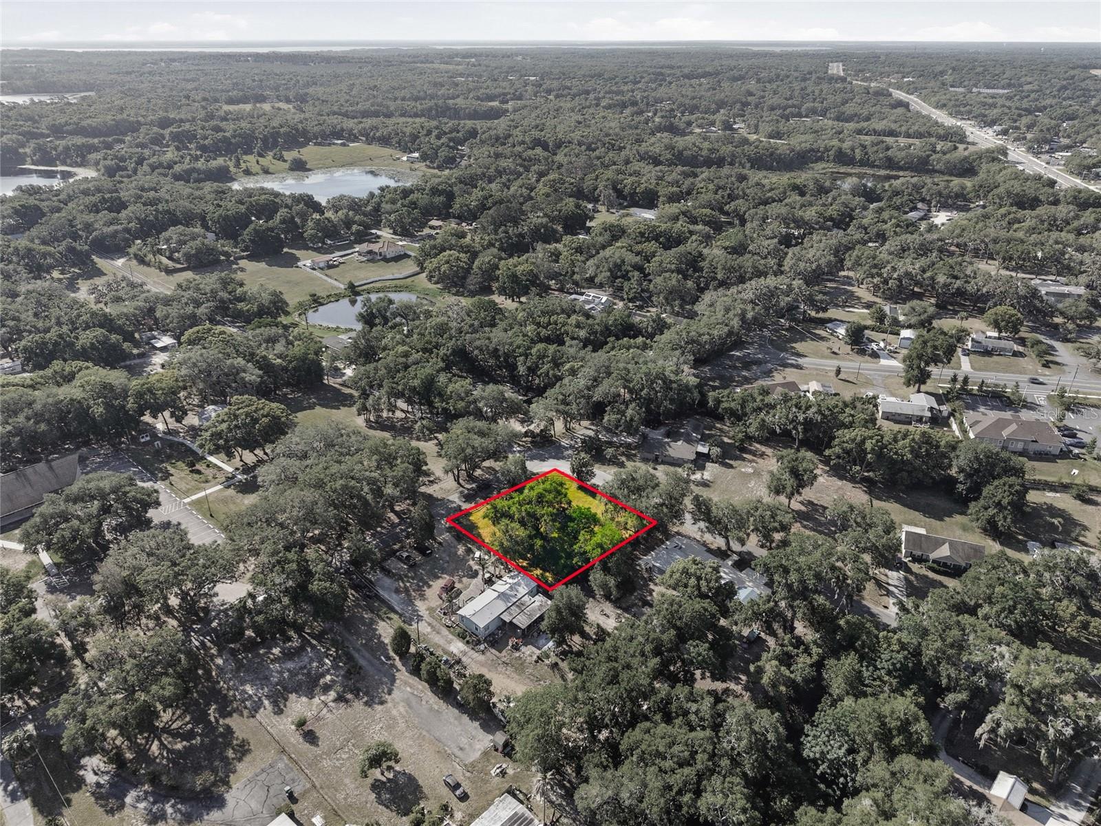 105 W HERMOSA ST, LADY LAKE, FL — photo 37