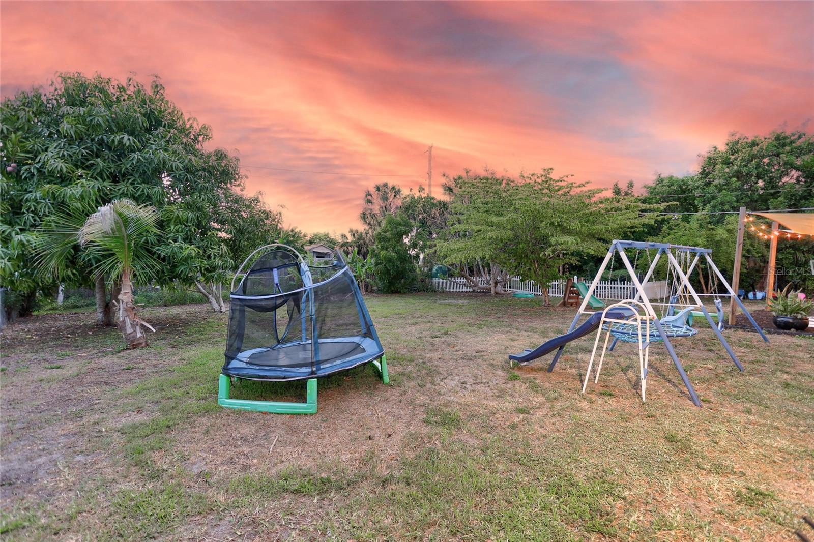 258 READING ST NW, PORT CHARLOTTE, FL — photo 30