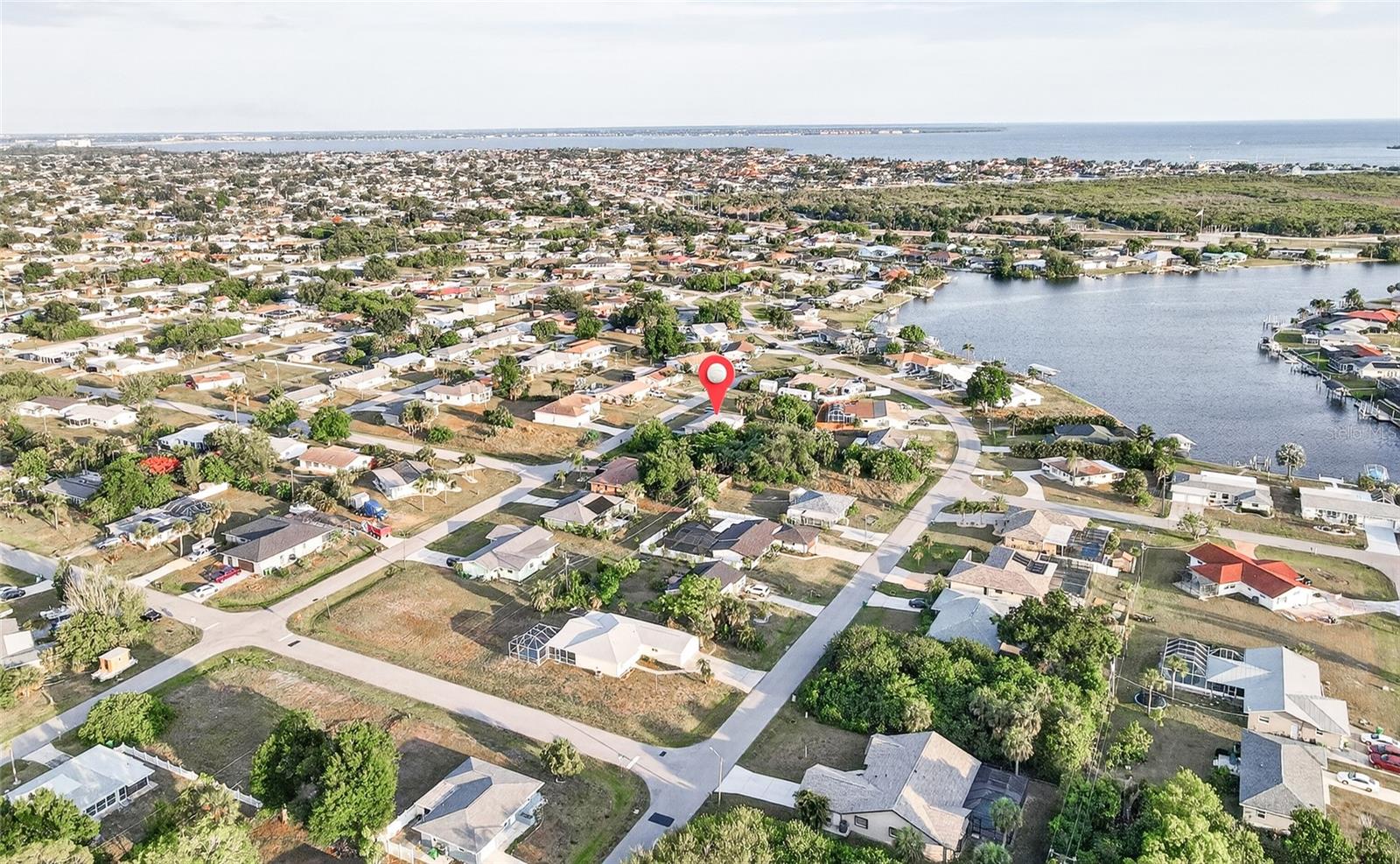 258 READING ST NW, PORT CHARLOTTE, FL — photo 42