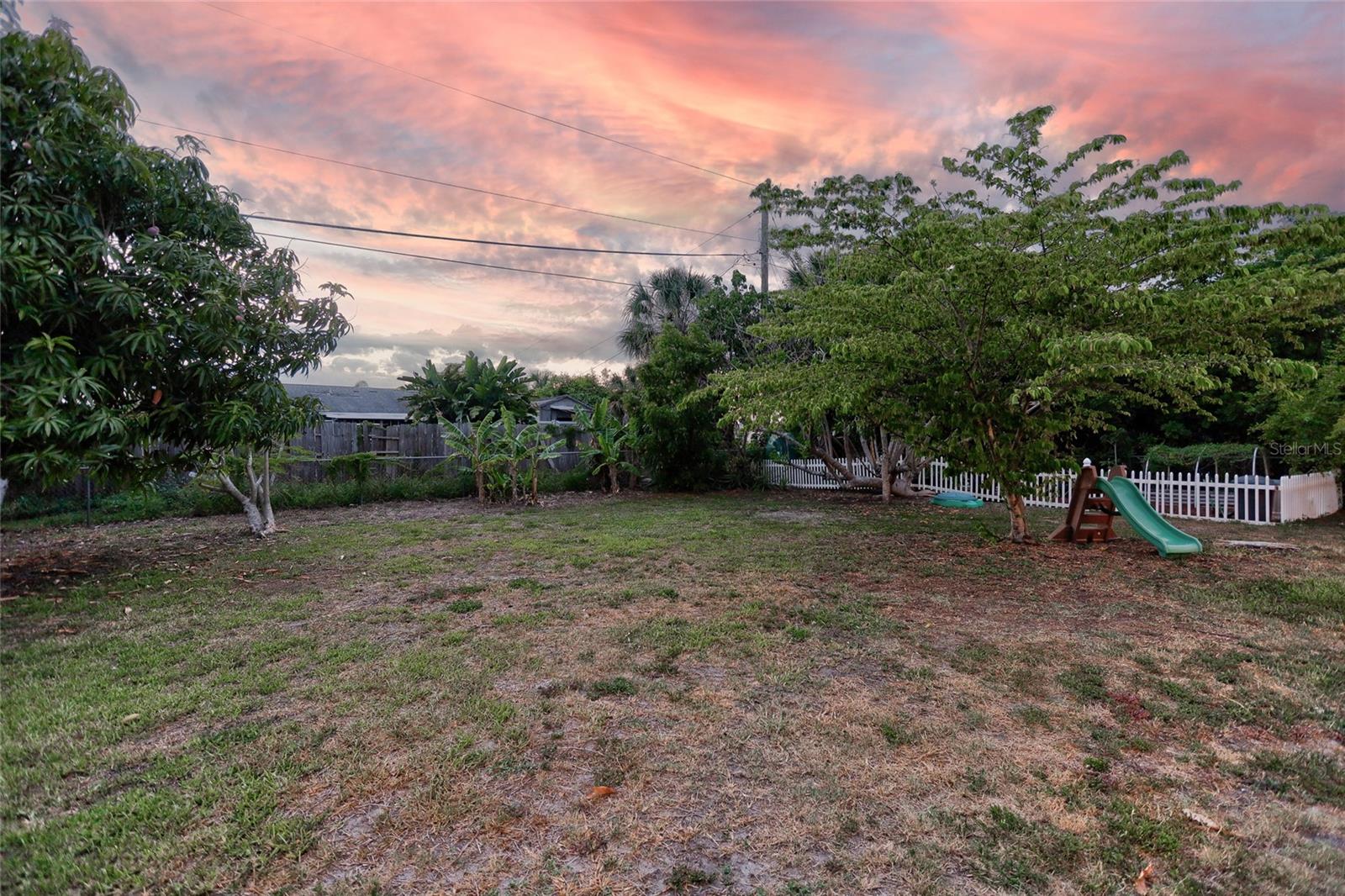258 READING ST NW, PORT CHARLOTTE, FL — photo 3