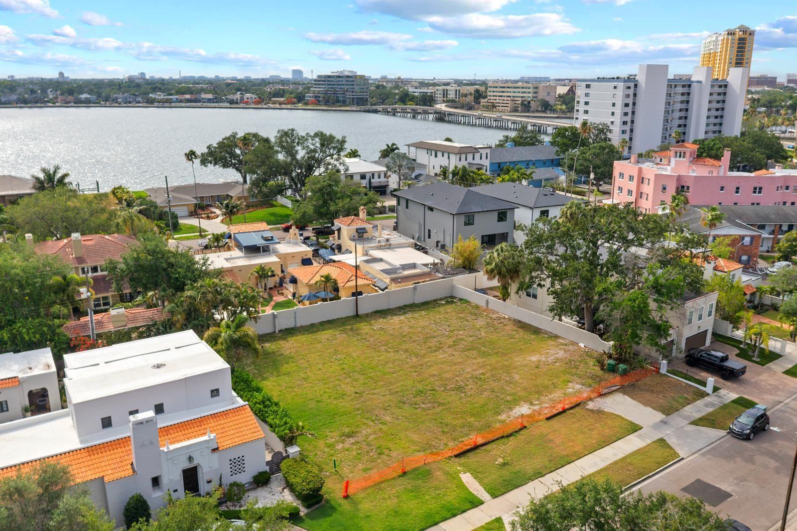 32 AEGEAN AVE, TAMPA, FL — photo 2