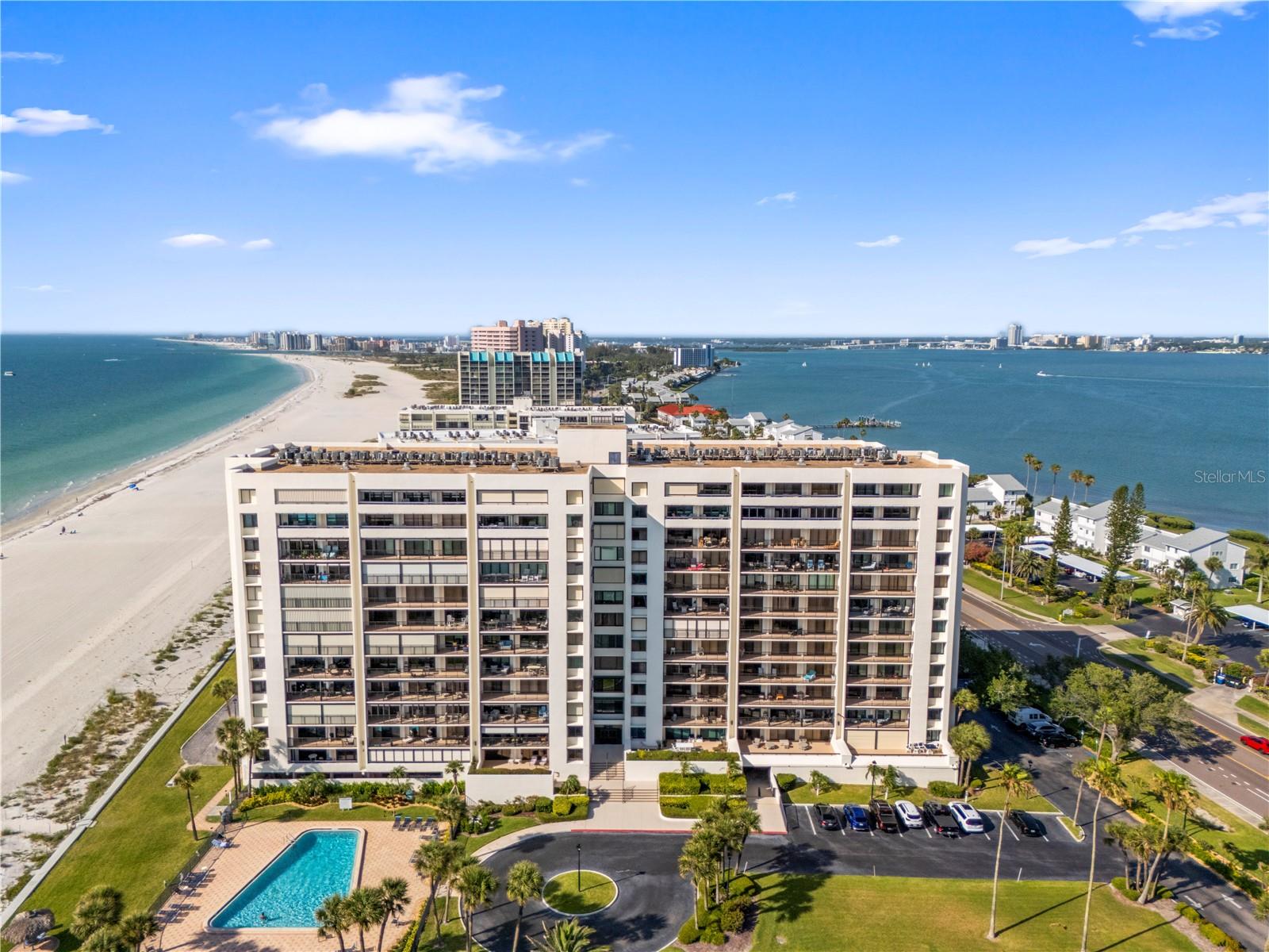 1460 GULF BLVD #412, CLEARWATER BEACH, FL