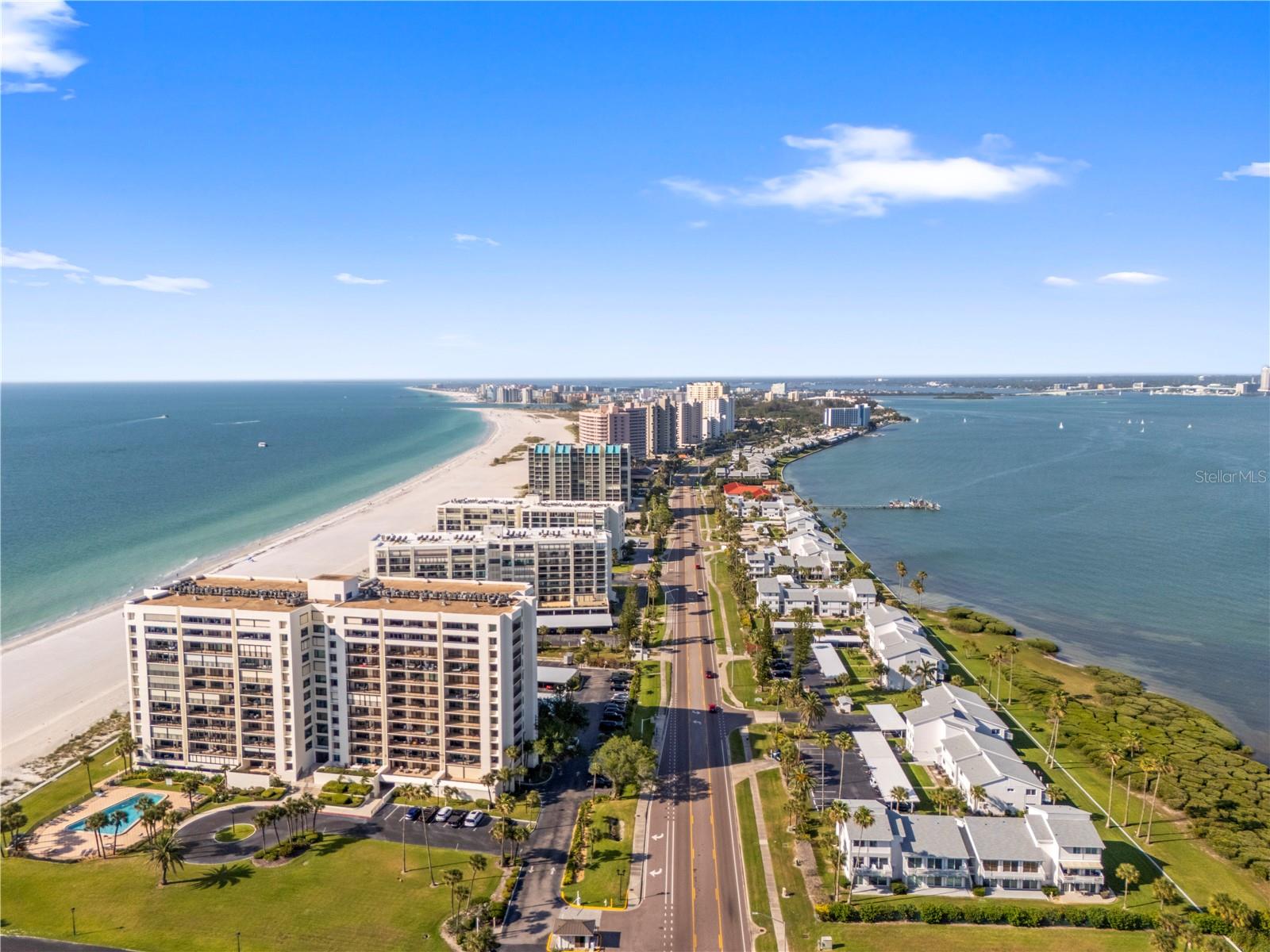 1460 GULF BLVD #412, CLEARWATER BEACH, FL — photo 8