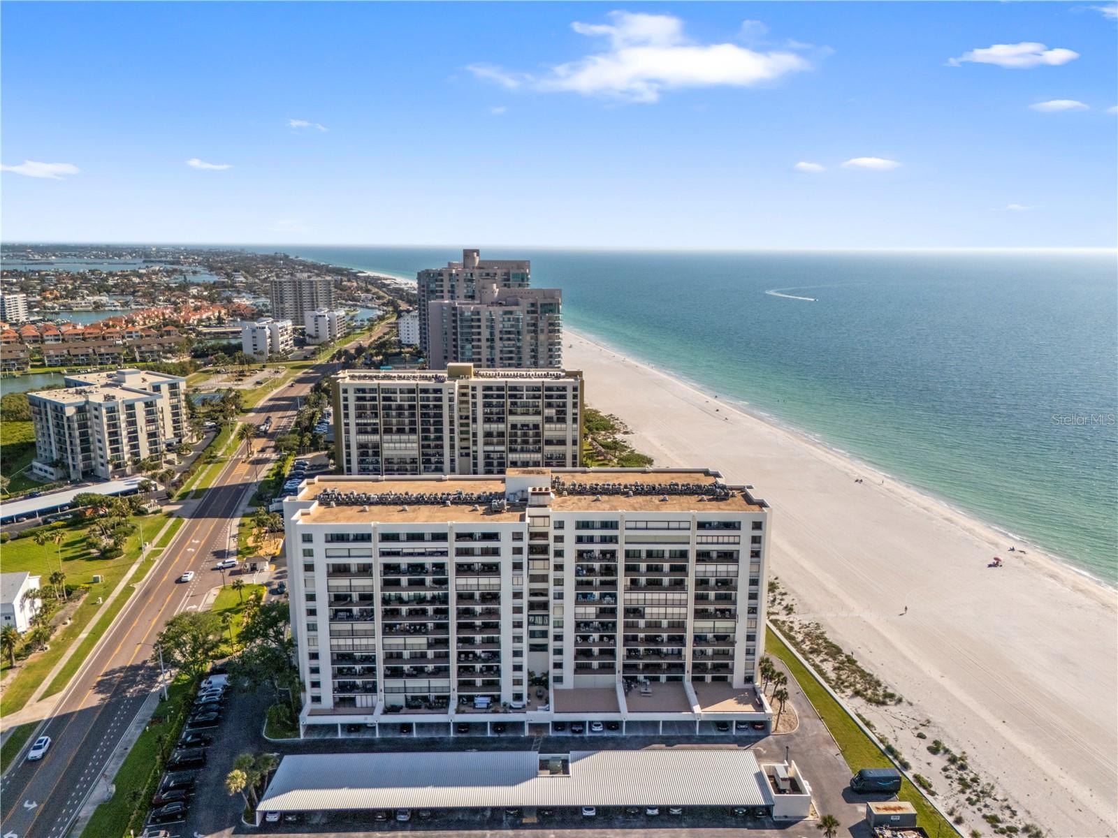 1460 GULF BLVD #412, CLEARWATER BEACH, FL — photo 9
