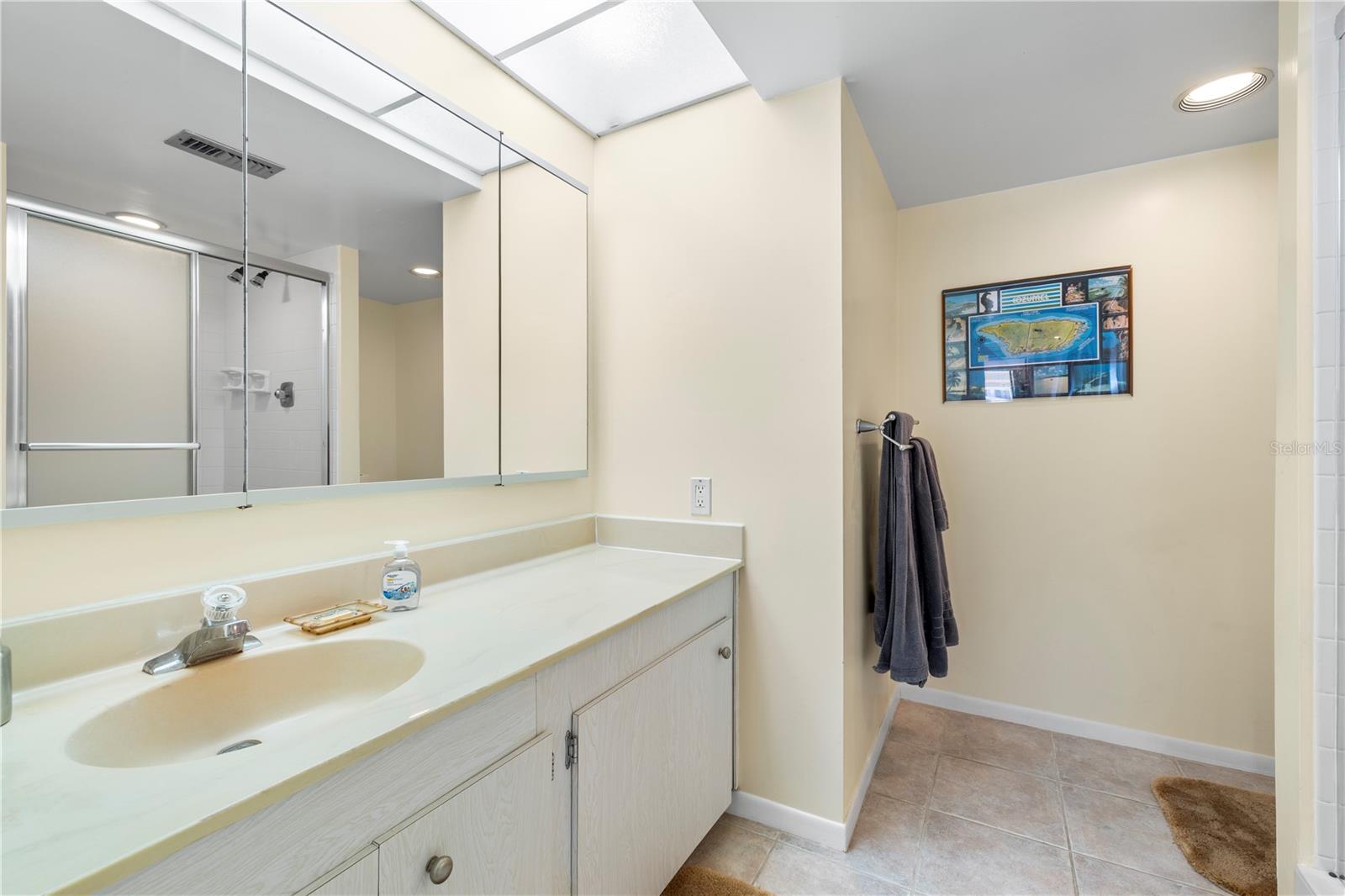 1460 GULF BLVD #412, CLEARWATER BEACH, FL — photo 31