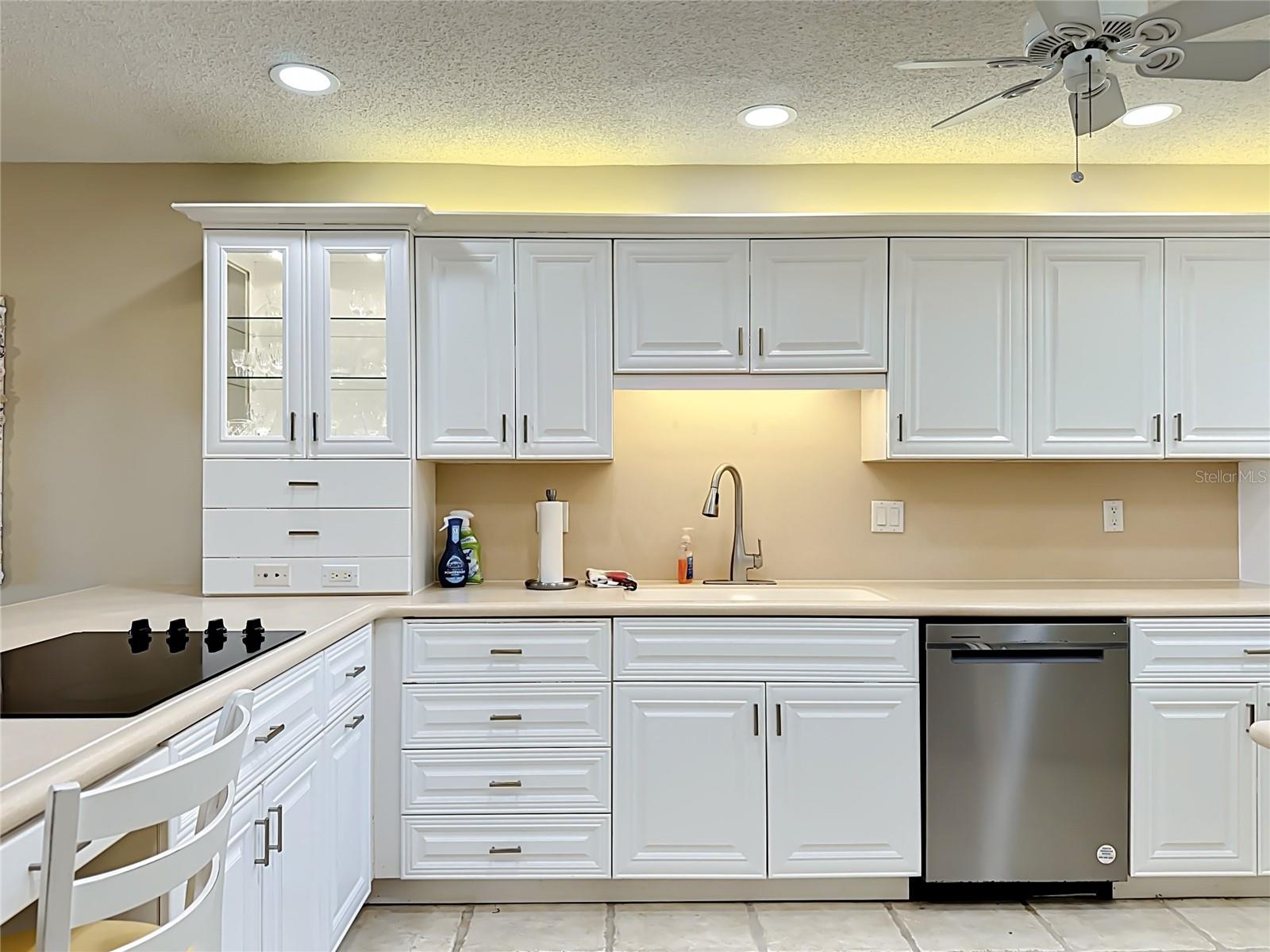 1515 PELICAN POINT DR #BA185, SARASOTA, FL — photo 14