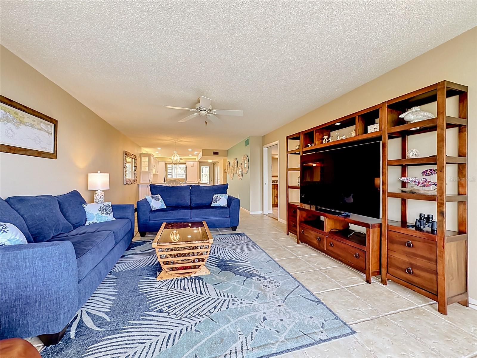 1515 PELICAN POINT DR #BA185, SARASOTA, FL — photo 31