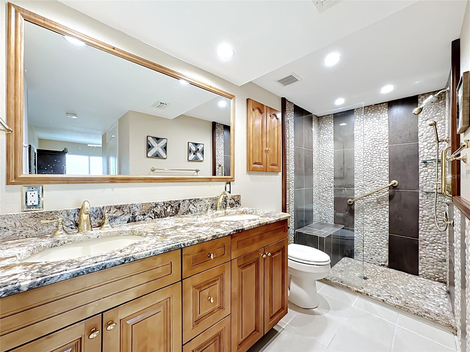 1515 PELICAN POINT DR #BA185, SARASOTA, FL — photo 35
