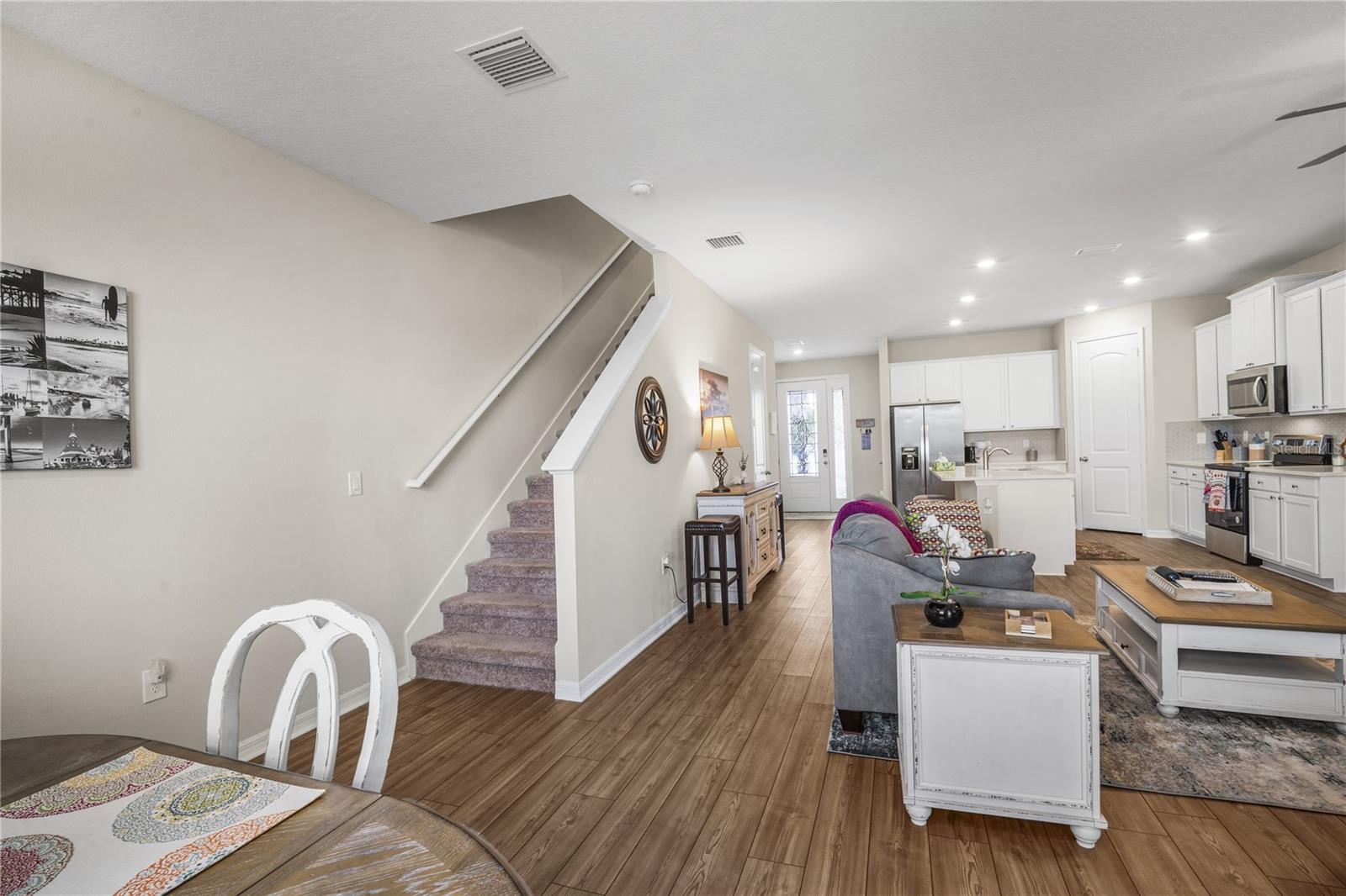 11240 CAY SPRUCE WAY, SAN ANTONIO, FL — photo 14