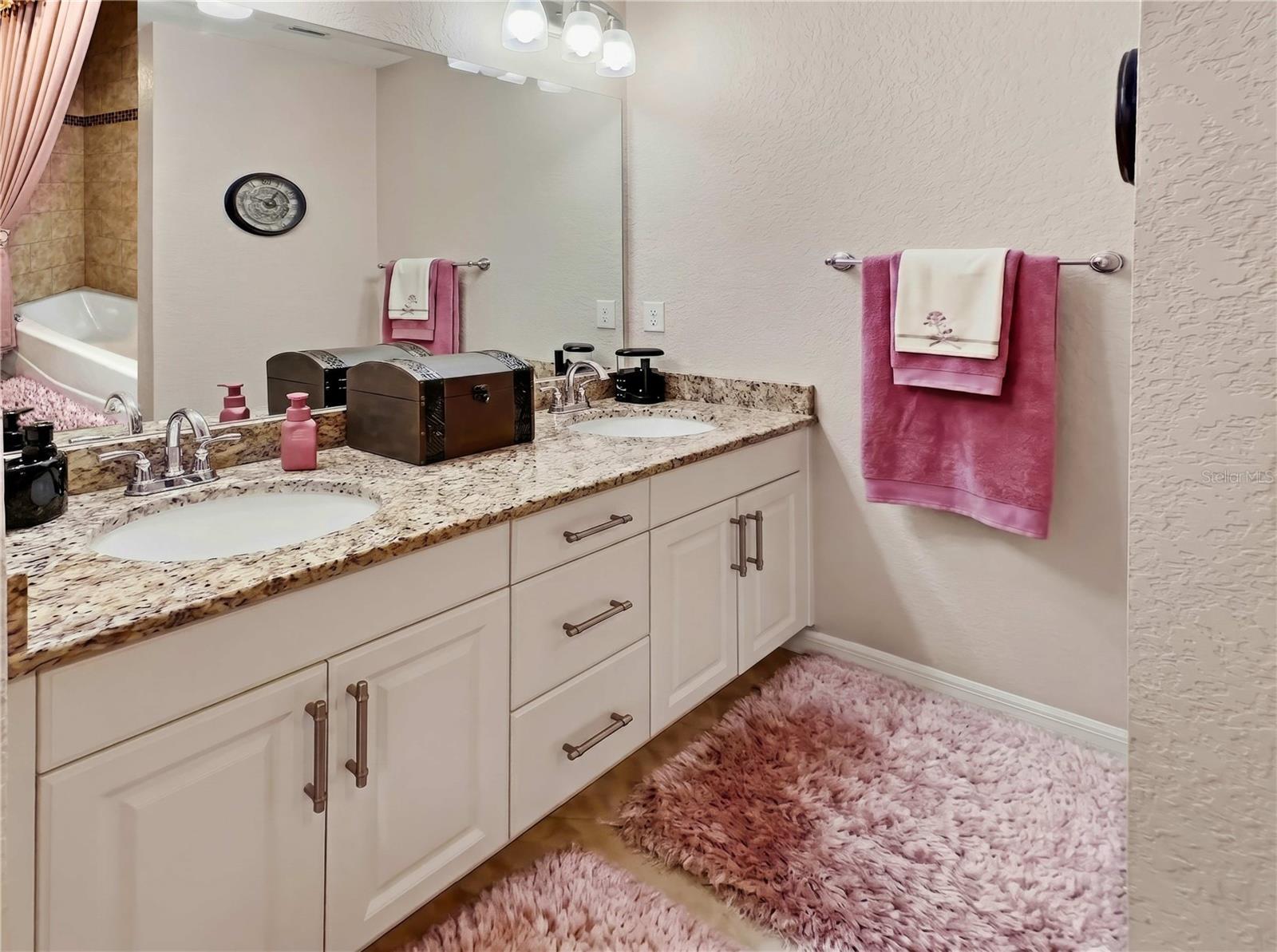 6781 BASSWOOD CIR, ZEPHYRHILLS, FL — photo 11