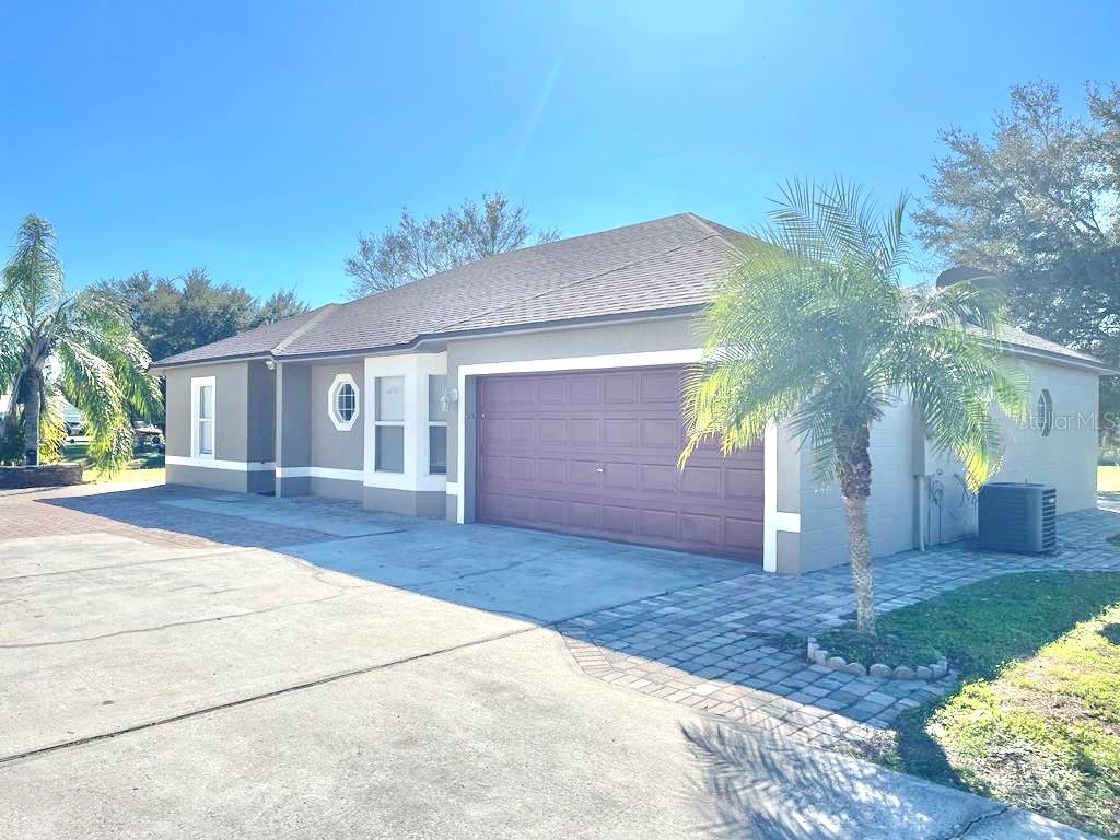 221 COBALT DR, KISSIMMEE, FL — photo 2