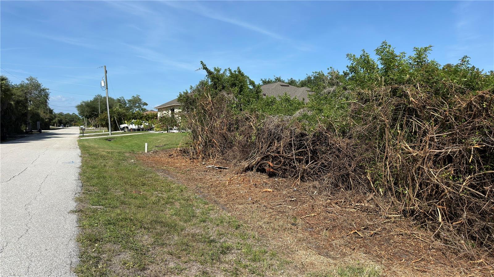 7432 MEMORIAL DR, PORT CHARLOTTE, FL
