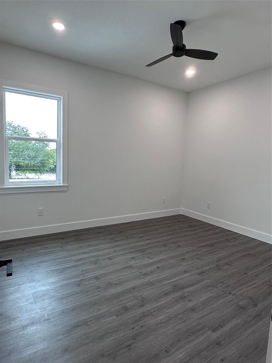 1531 29TH AVE N, ST PETERSBURG, FL — photo 13