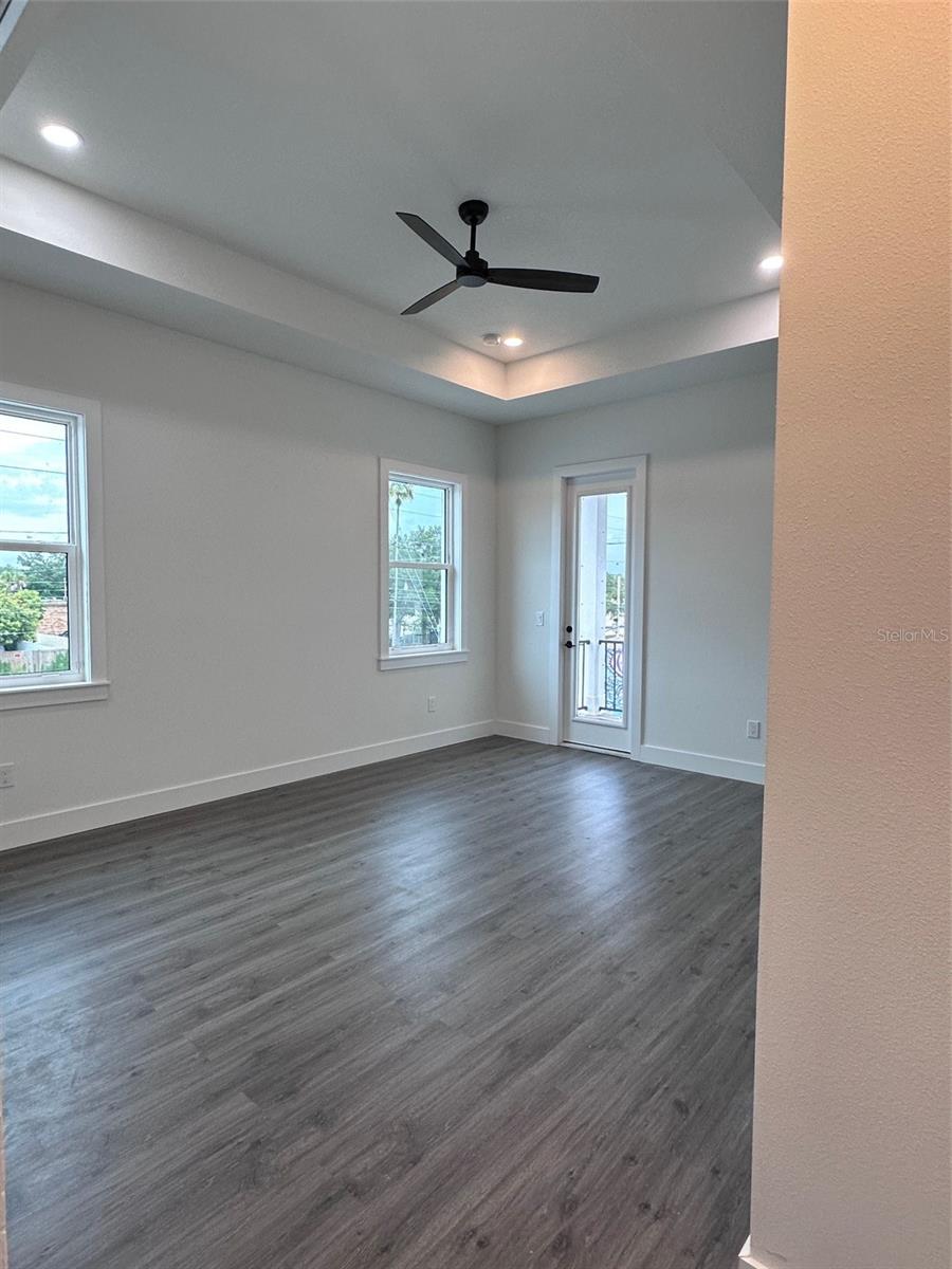 1531 29TH AVE N, ST PETERSBURG, FL — photo 15