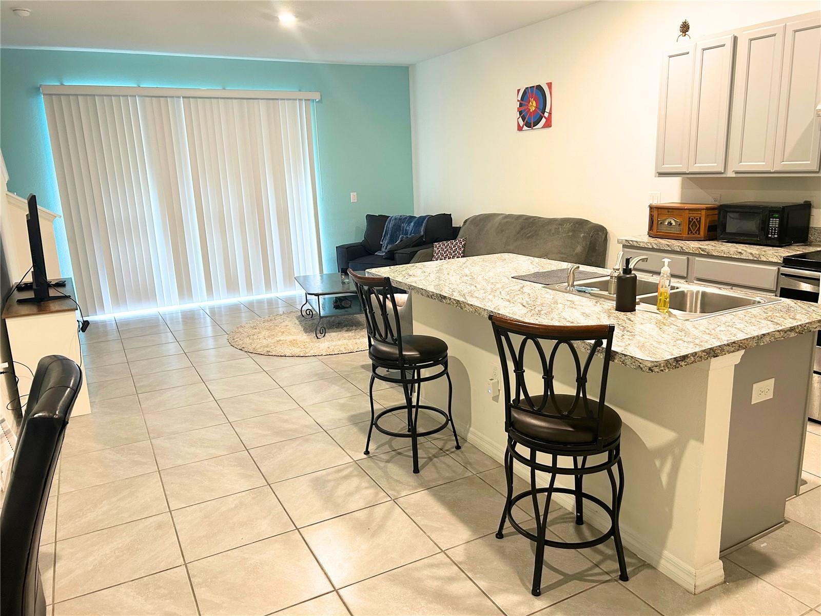 305 FELTRIM RESERVE BLVD, DAVENPORT, FL — photo 2