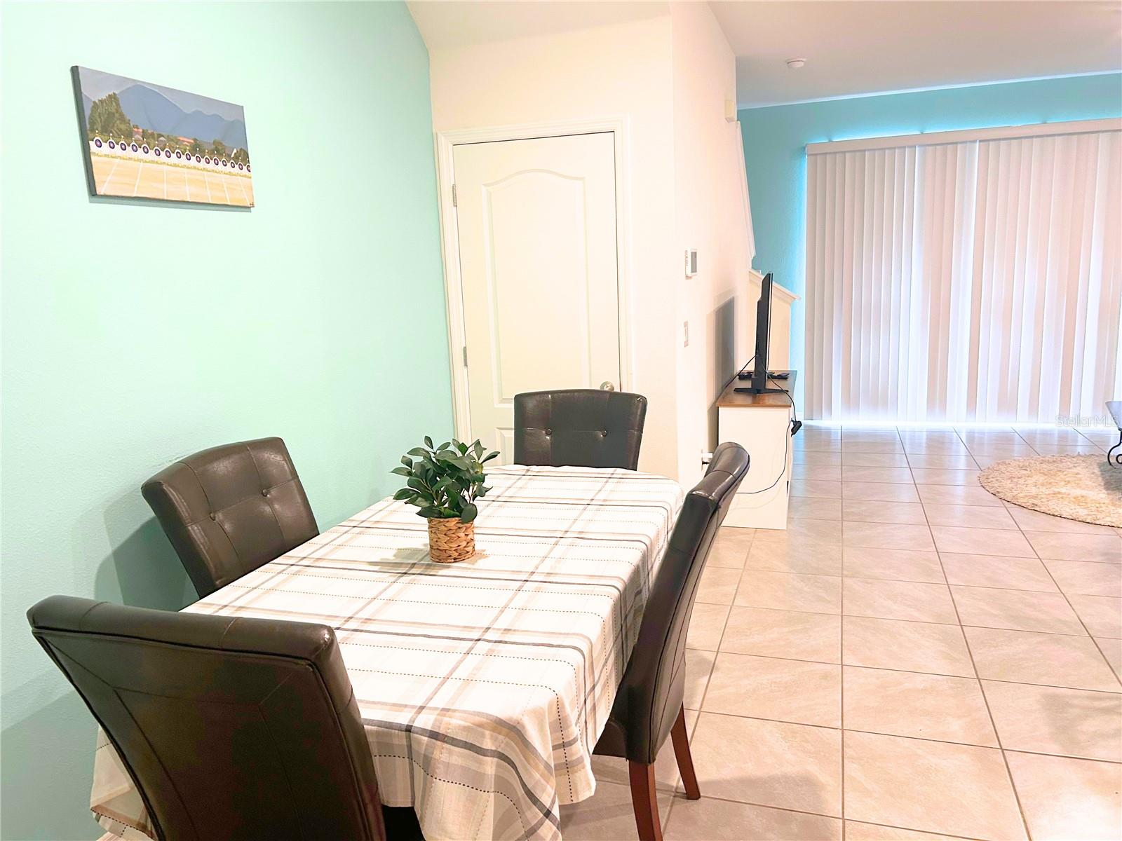 305 FELTRIM RESERVE BLVD, DAVENPORT, FL — photo 3