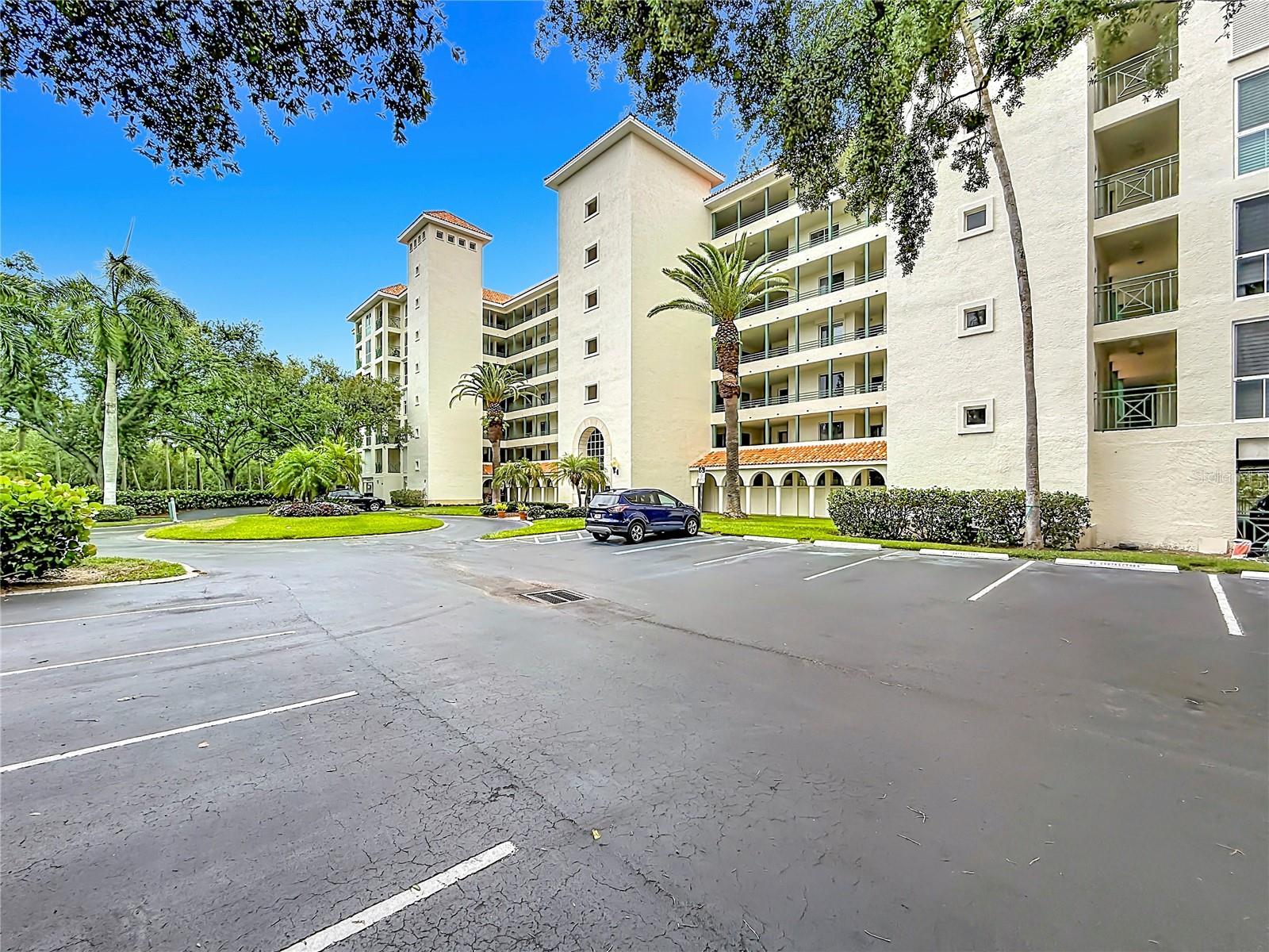 4801 OSPREY DR S #103, ST PETERSBURG, FL — photo 3