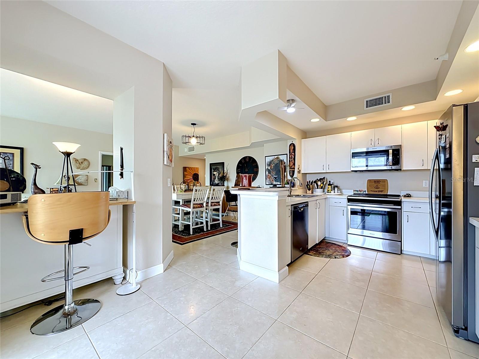4801 OSPREY DR S #103, ST PETERSBURG, FL — photo 20