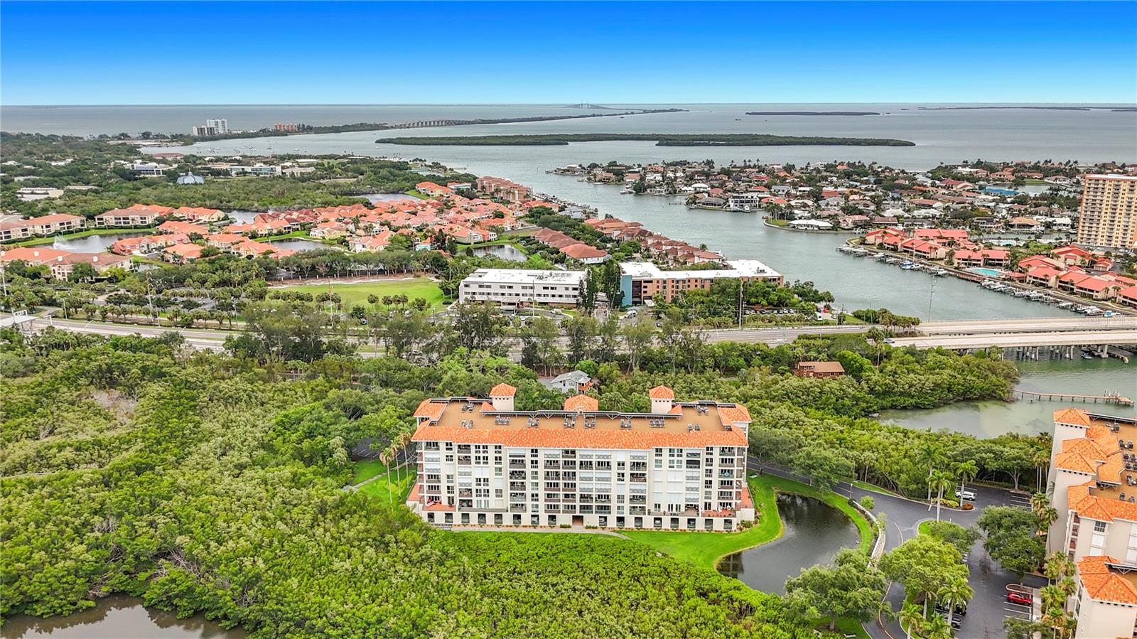 4801 OSPREY DR S #103, ST PETERSBURG, FL — photo 68